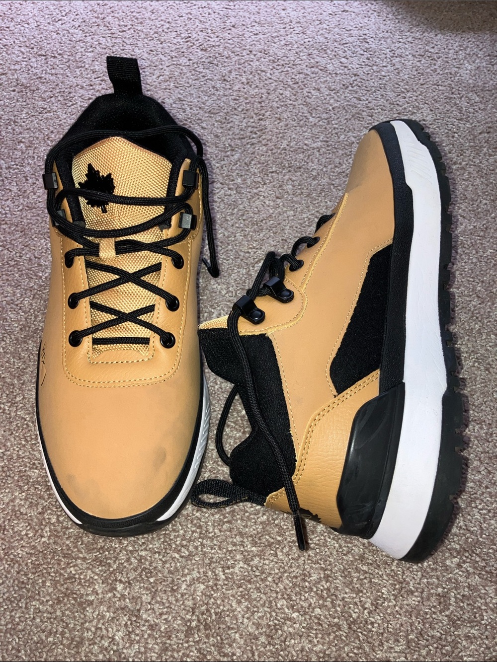 Men's size 10.5 Tan and Black Trail-Style Casual Boots